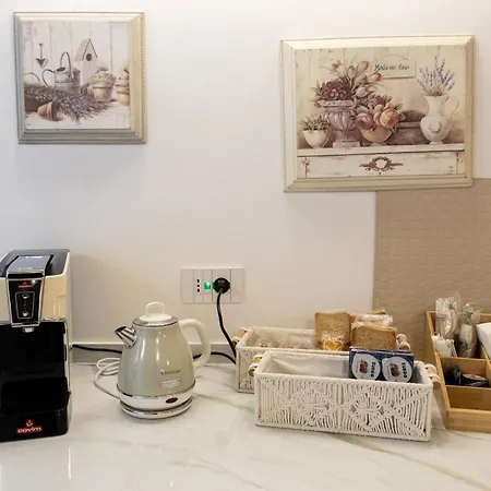 Carola Luxury * باري