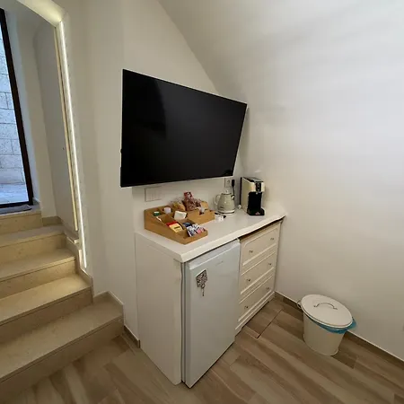 Carola Luxury